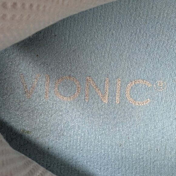 Vionic 23Walk Classic Sneaker in White & Blue   - Picture 5 of 16